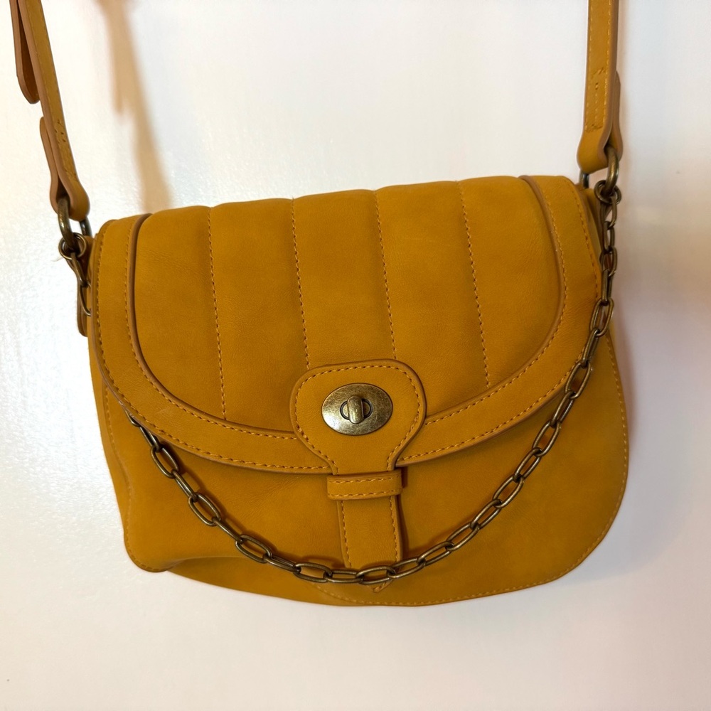 Universal Thread Mustard Yellow Crossbody Bag